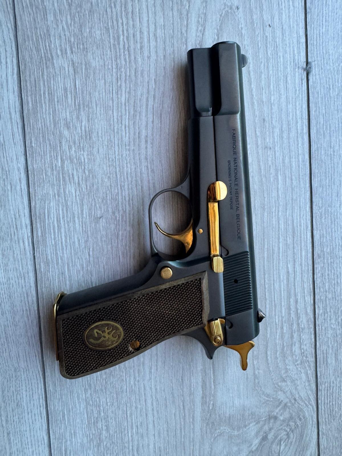 Satılık TABANCA – Browning HP (14'lü) – 9mm (9x19mm) – Taşıma Ruhsatlı – Diyarbakır – İlan 40253 – Görsel 40255