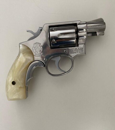 Satılık TABANCA – Smith & Wesson Model 64 – 38 Special – Bulundurma Ruhsatlı – İstanbul – İlan 40626 – Görsel 40627