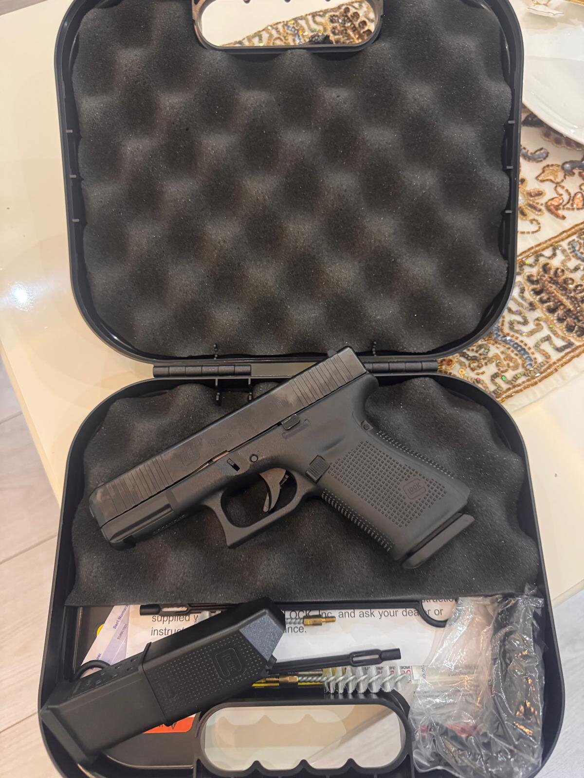 Satılık TABANCA – Glock 19 – 9mm (9x19mm) – Taşıma Ruhsatlı – Diyarbakır – İlan 40259 – Görsel 40260