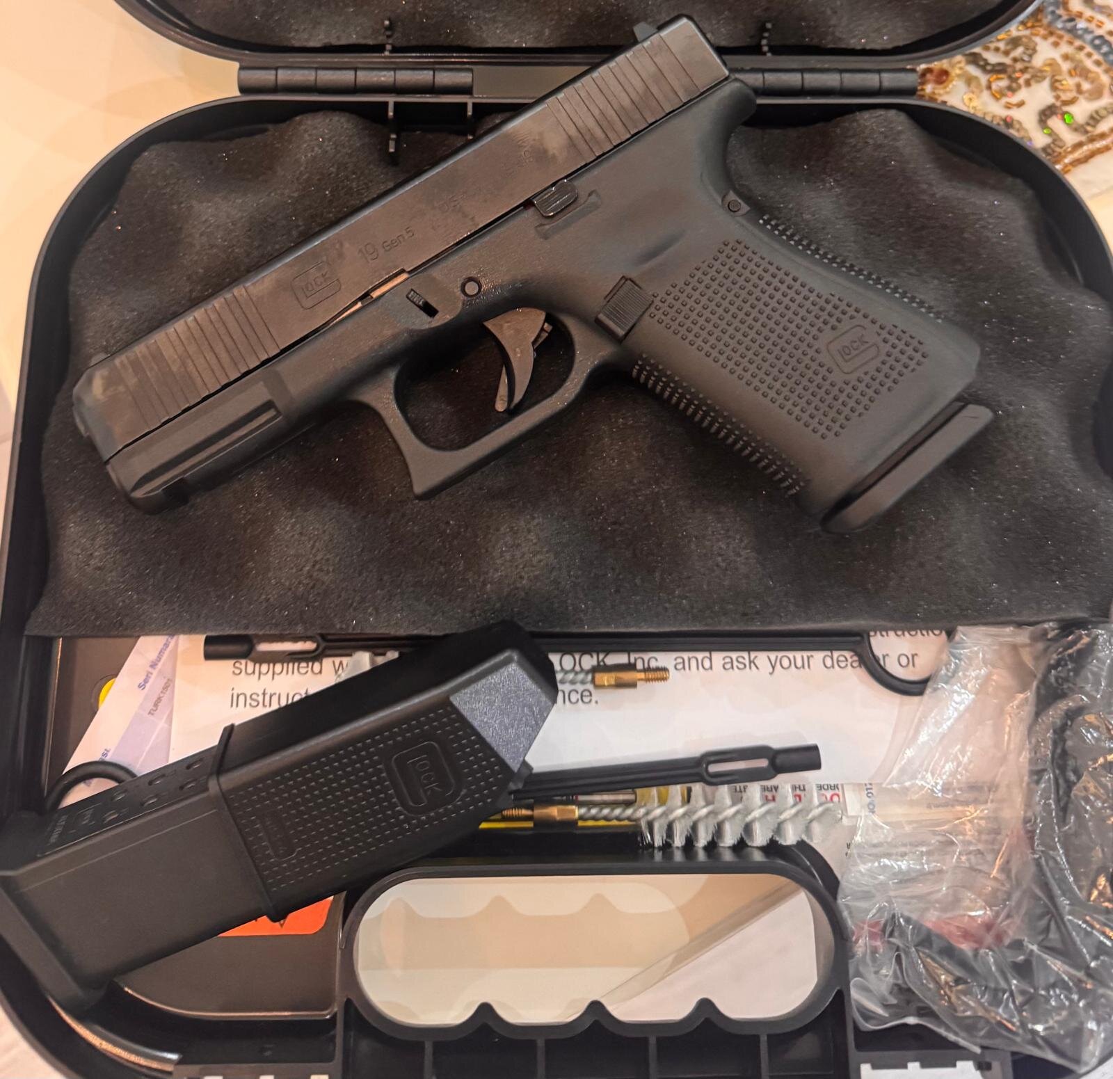 Satılık TABANCA – Glock 19 – 9mm (9x19mm) – Taşıma Ruhsatlı – Diyarbakır – İlan 40259 – Görsel 40261