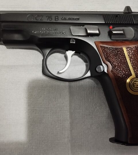 Satılık TABANCA – CZ 75 – 380 Auto (Kısa 9) – Bulundurma Ruhsatlı – Malatya – İlan 39299 – Görsel 39300