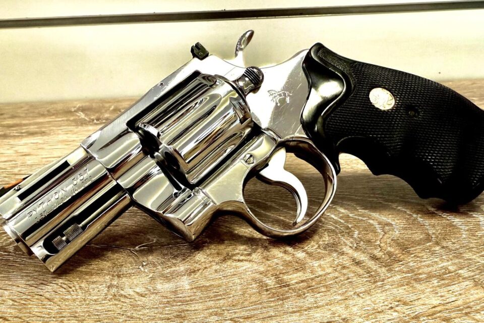 Satılık TABANCA – Colt Python – 357 Magnum – Taşıma Ruhsatlı – Ankara – İlan 39260 – Görsel 39261