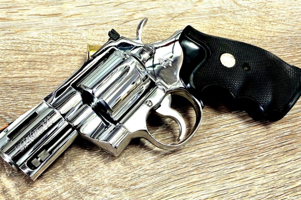 Satılık TABANCA – Colt Python – 357 Magnum – Taşıma Ruhsatlı – Ankara – İlan 39260 – Görsel 39262